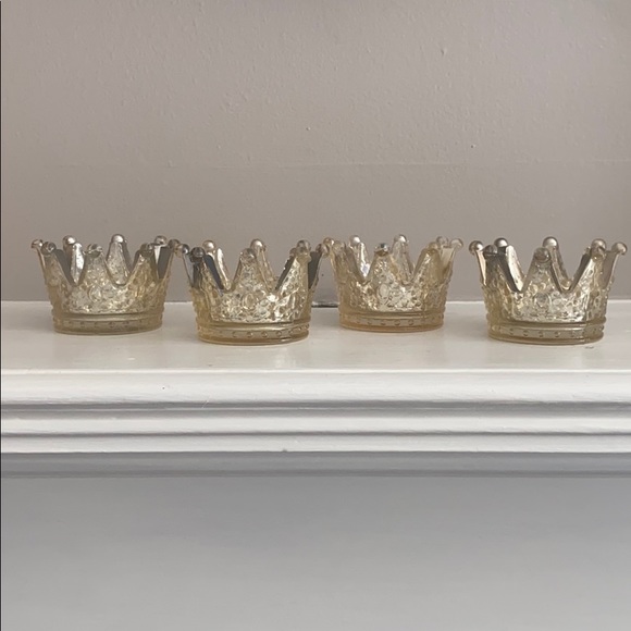 Hobby Lobby Gold Votive Candle Holders / Facebook White and gold